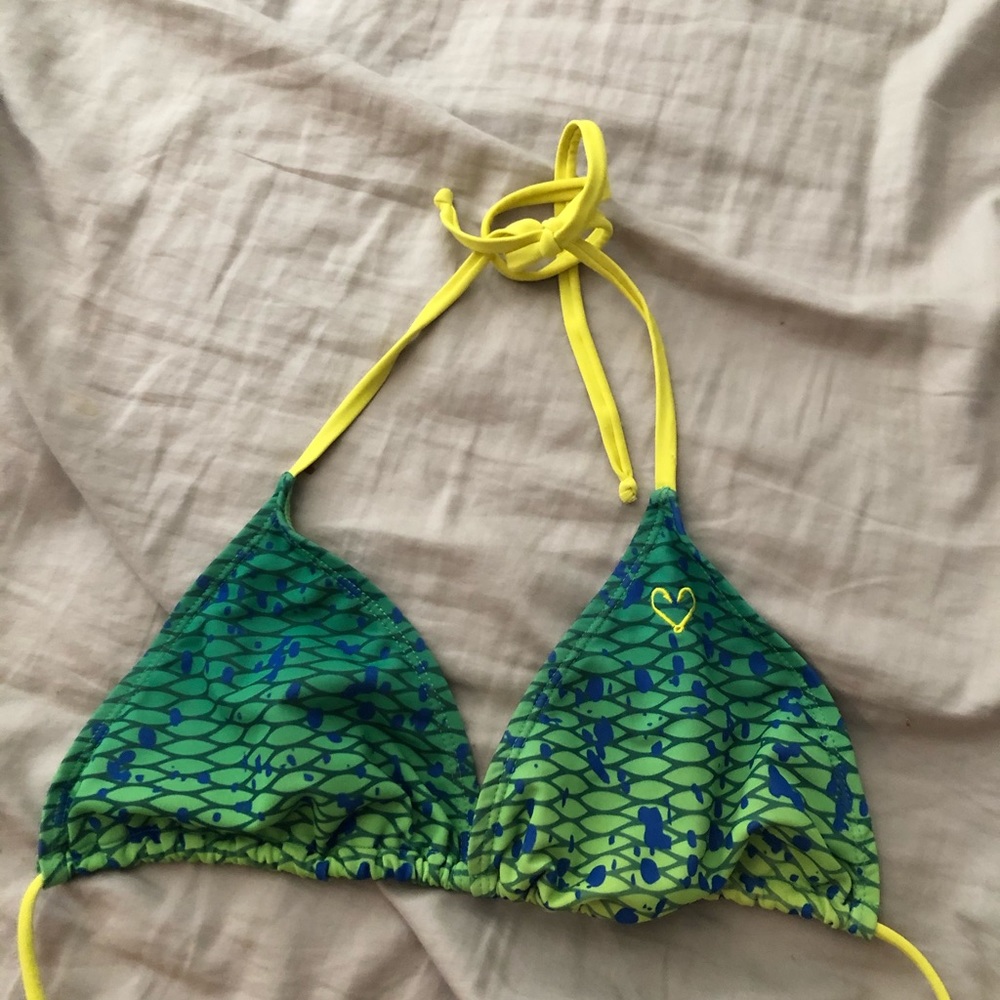 Pelagic bikini top